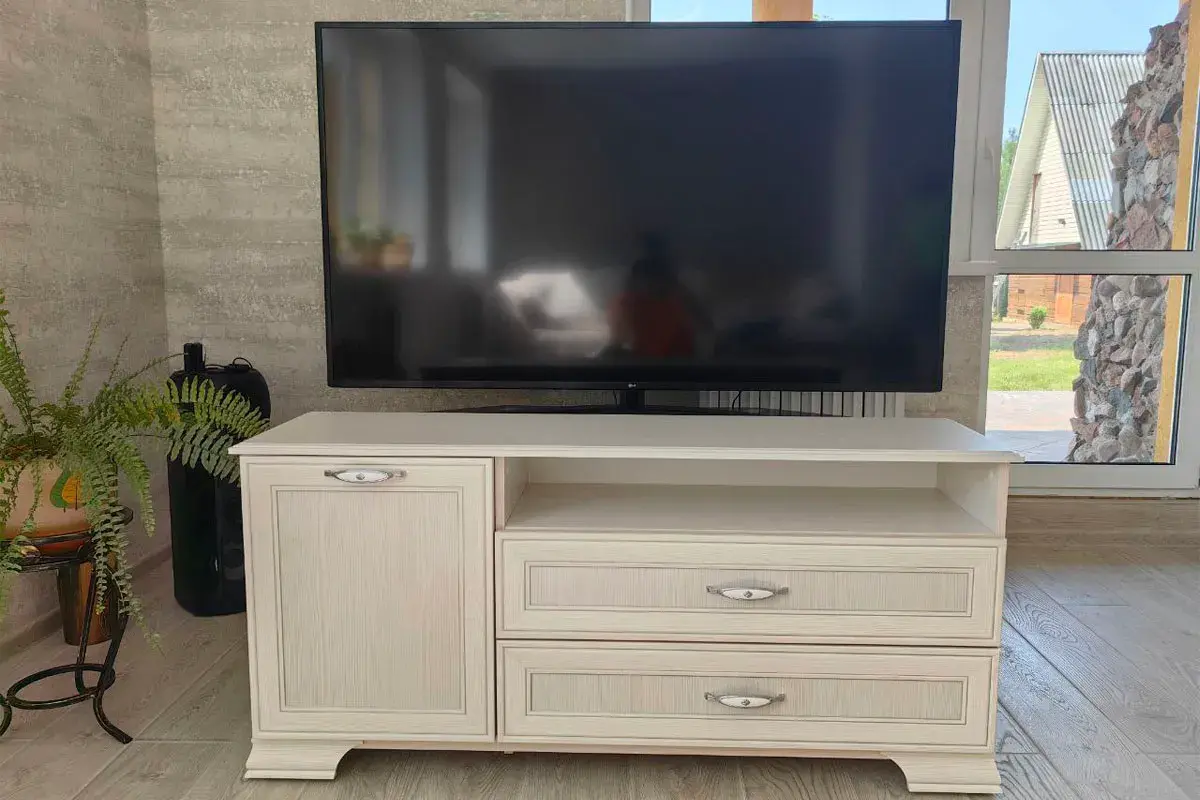 Венеция 6 Тумба для телеаппаратуры