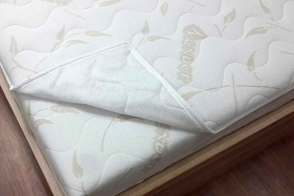 Наматрасник Kondor Twin 180х200х06 Наматрасник Kondor Twin 180х200х06