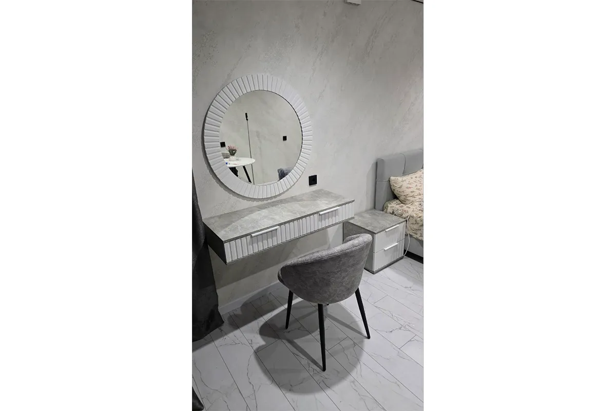 Зеркало навесное Хилтон Исп.2.2 (Белый матовый)