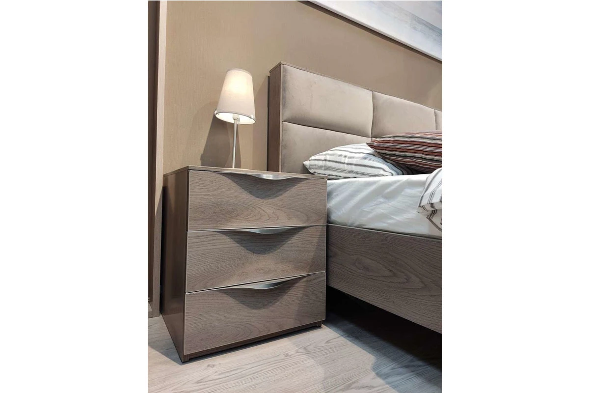 Либерти ТД-297.03.01 Тумба прикроватная с 3 ящиками