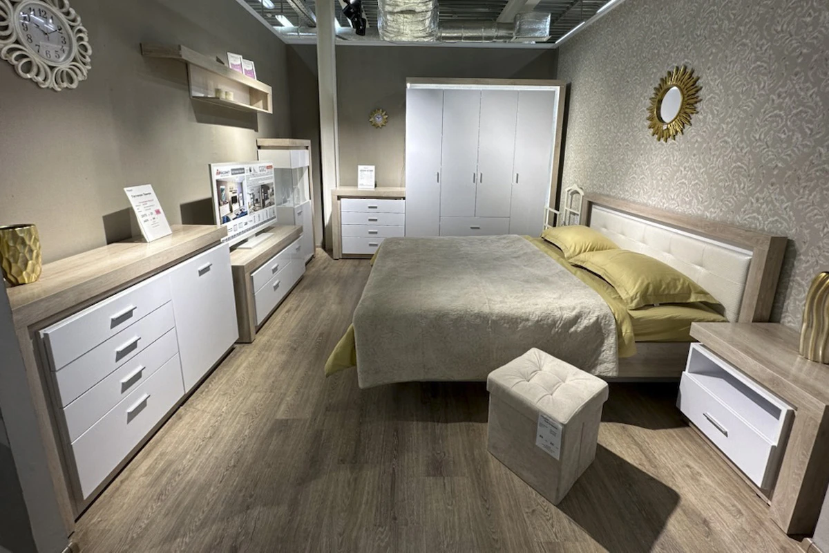 Кровать Люмен 28 с ПМ и подсветкой 160х200 (Дуб сакраменто/Белый снег)