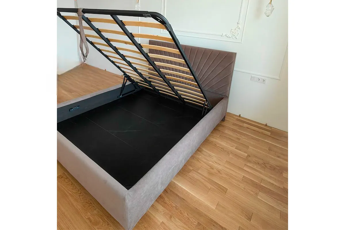 Кровать на опоре Леона с ПМ и бельев. ящ. 160х200 (Бренди лайт 05/Кофе)