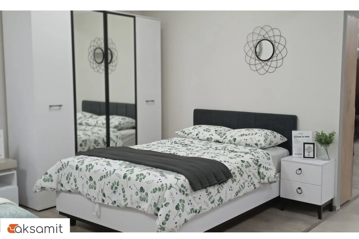 Шкаф Шарлиз 4-х дв. с зеркалом (Белое сияние/Белый снег)