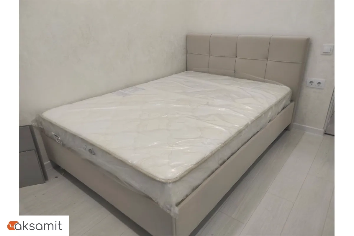 Кровать Каприз на латах 140х200 (Newtone Light BEIGE (светло-бежевый))