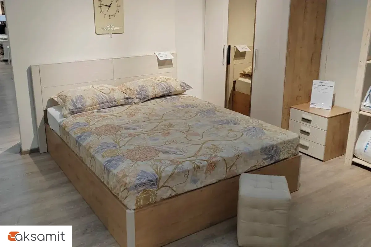 Кровать Николь с ПМ 160х200 (Бунратти / Фон Бежевый)