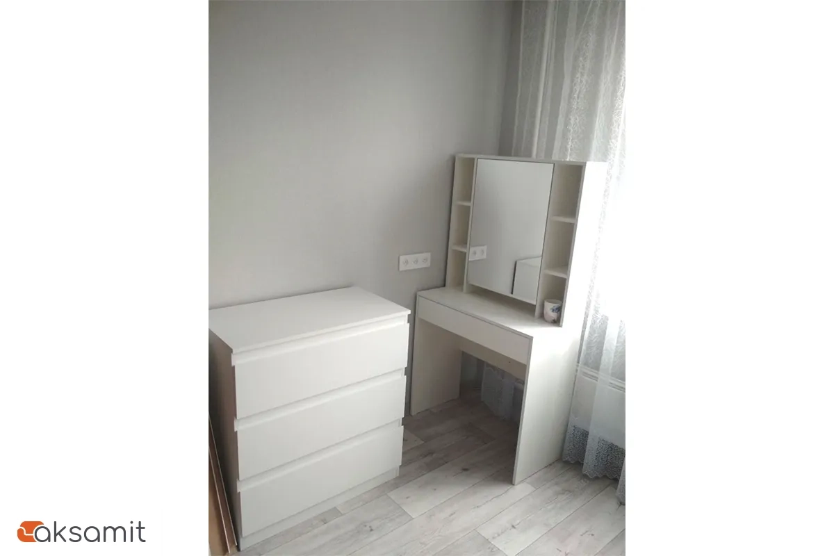 Стол туалетный Салли (Белый)