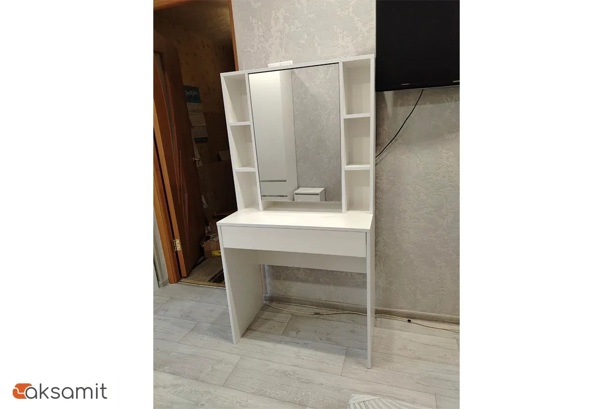 Стол туалетный Салли (Белый)