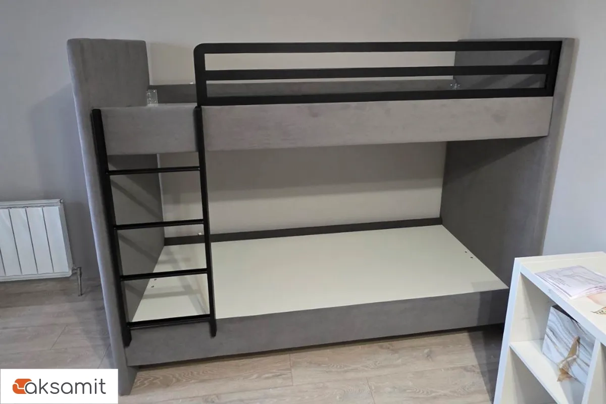 Кровать двухъярусная с мягкой обивкой Дарси (Велюр/Светло-серый)