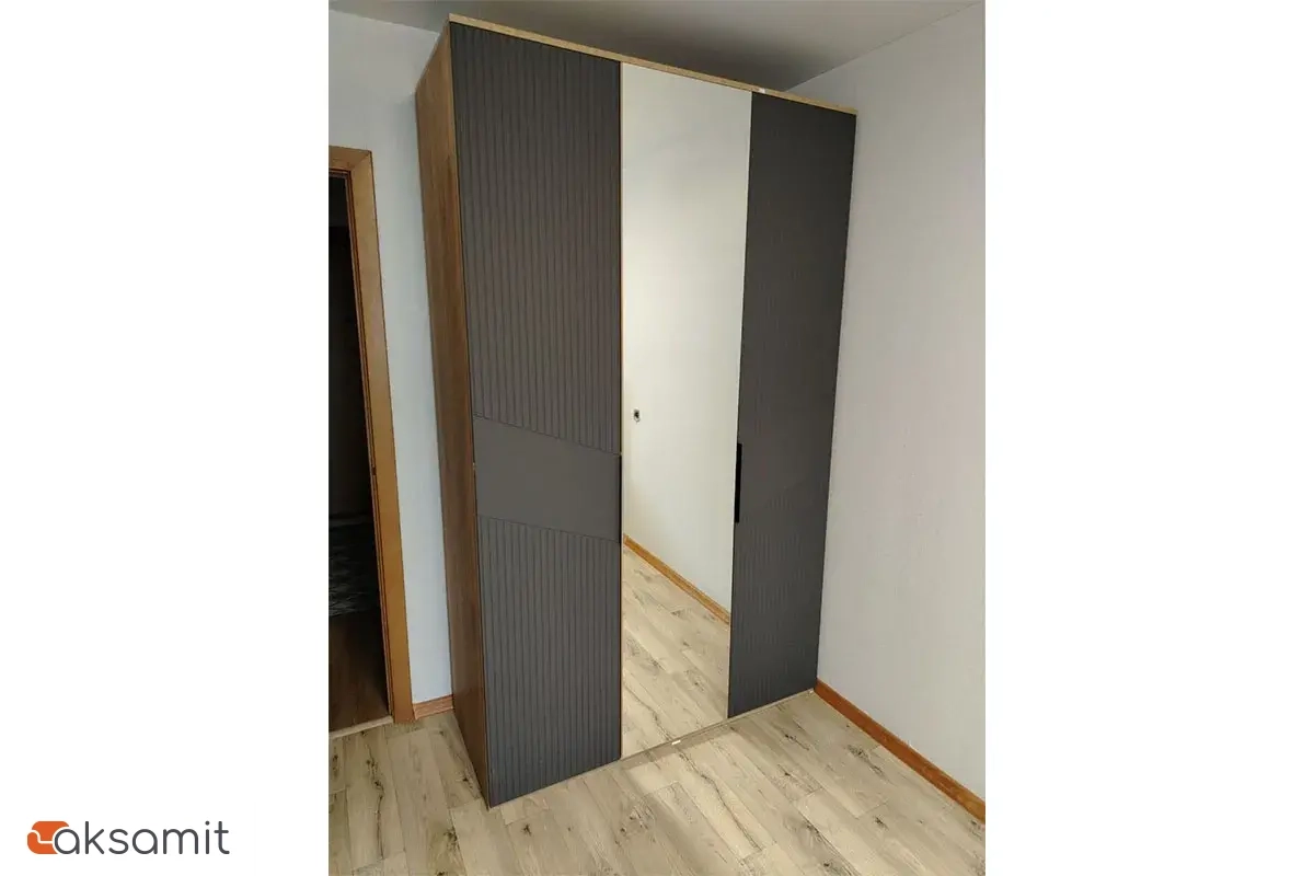 Шкаф Астория №3 (Дуб кастелло медовый / Графит софт / Матовая вставка)